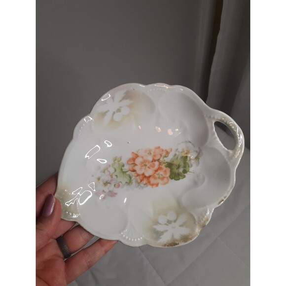 Vintage German Floral Porcelain Teardrop Shape Nut Candy Dish - Picture 6 of 6